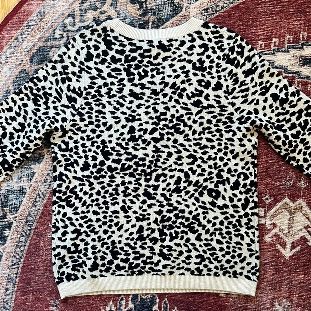 RACHEL PARCELL Crewneck Leopard Print Knit NWT Size Medium - Picture 6 of 13